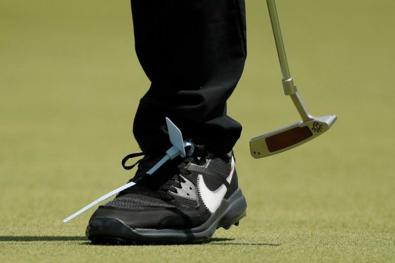 Le mystère des chaussures de Brooks Koepka résolu - Golf ...