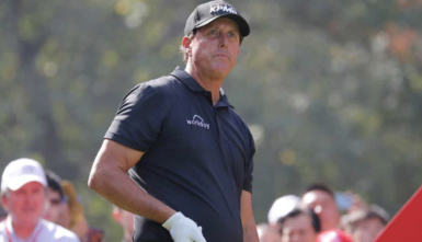 MICKELSON FIN DE SERIE AU HSBC CHAMPIONS