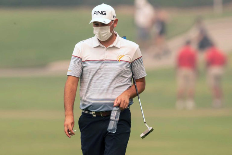 golf joueur player masque coronavirus