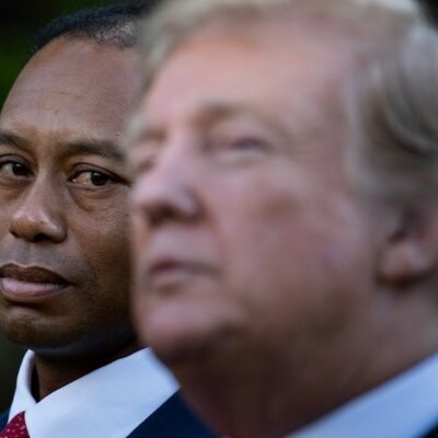 Tiger Woods lPresident Donald Trump Photo by Brendan Smialowski / AFP