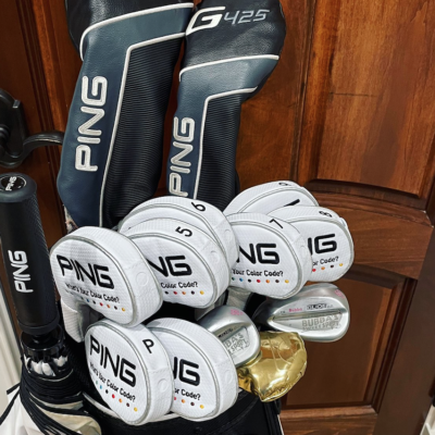 Bubba Watson coiffe ses nouveaux fers...