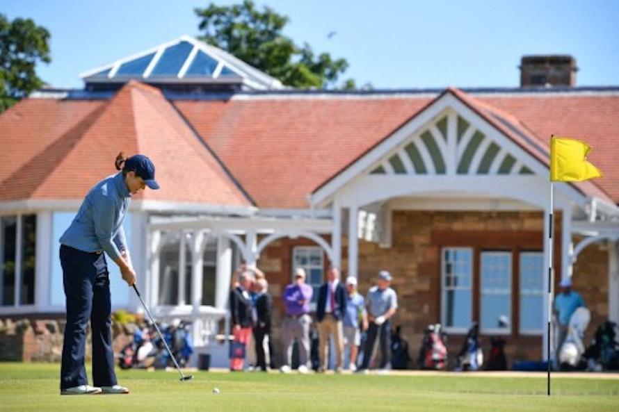 Muirfield ouvre timidement ses portes aux dames...