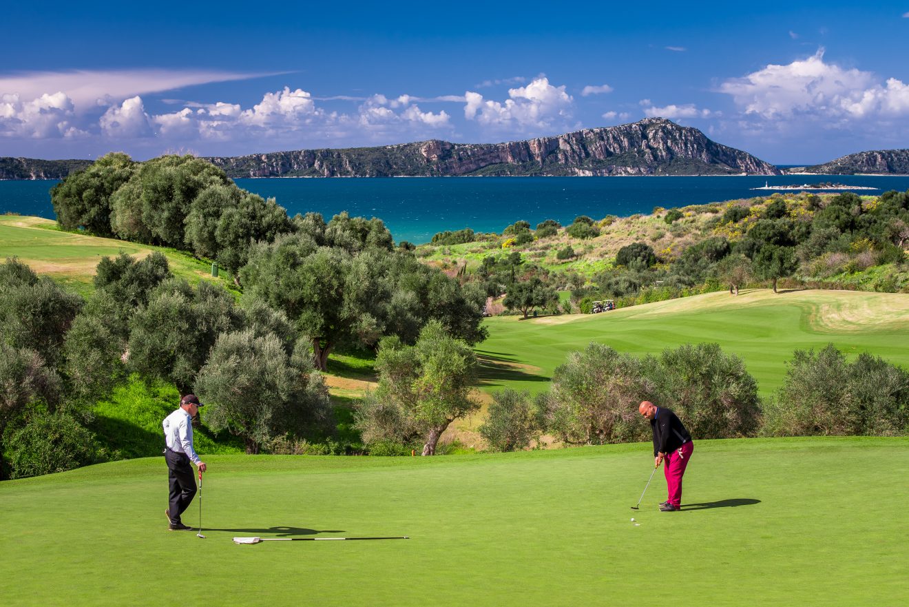 Costa Navarino (Grèce) ouvre deux nouveaux parcours et rejoint l’excellence européenne