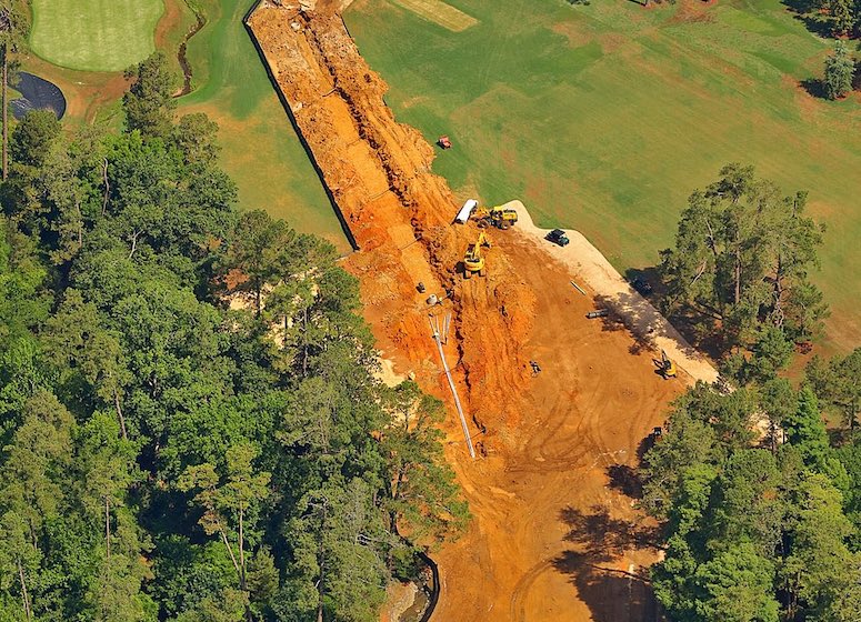 Mais que prépare Augusta au trou n°13 ?