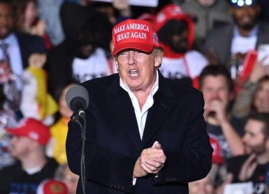 Donald Trump Photo by Robyn Beck / AFP