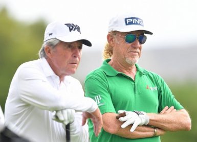 Gary Player Miguel Angel Jimenez Photo © Mark Runnacles/Getty Images)
