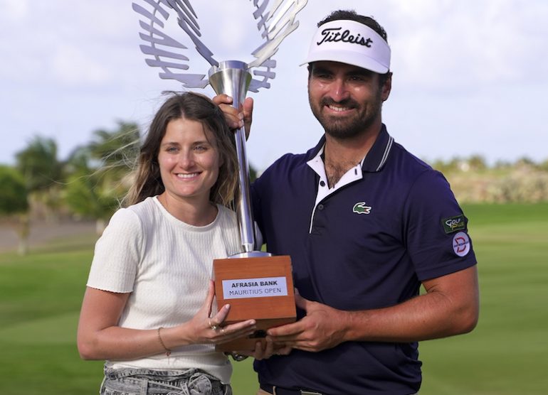 rozner-trophée-trophy-afrasia-bank-mauritius-open-victoire ©DR/ Francois Scimeca / Golf Planete