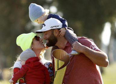 Jon Rahm Kelley, Eneko et Kepa Cliff Hawkins/Getty Images/AFP