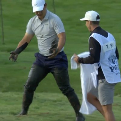 Tom Kim s'offre un bain de boue !