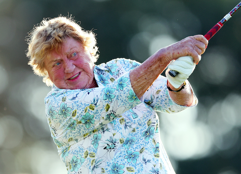 A 84 ans cette joueuse du Senior US Women’s Open crée la sensation