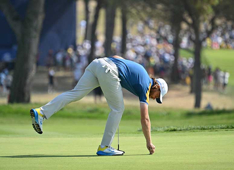 Pourquoi il vaut toujours mieux replacer un divot et relever un pitch ?