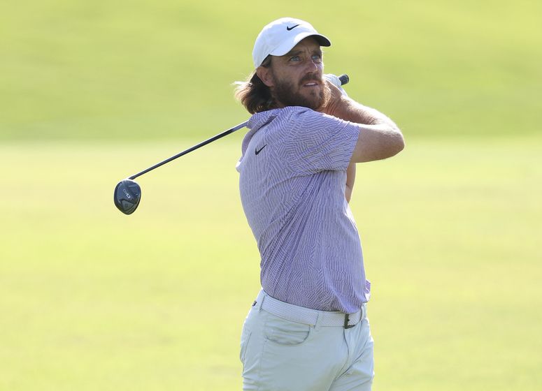 Tommy Fleetwood coiffe sur le poteau Rory McIlroy lors d'un finish ébouriffant