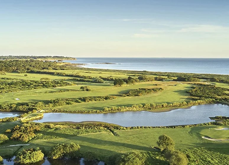 C'est l'été ! Découvrez les parcours LeClub Golf avec vue sur mer