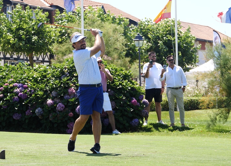 Victor Dubuisson en visite au Golf de Biarritz