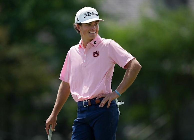 Malgré sa carte sur le PGA Tour, ce jeune prodige préfère rester à l'université