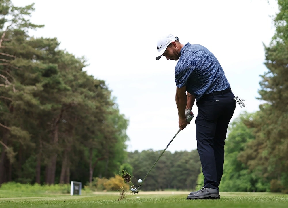 Deuxième à la veille du dernier tour, le joueur pro autiste Thomas Colombel décroche un top 10 dans le G4D Open