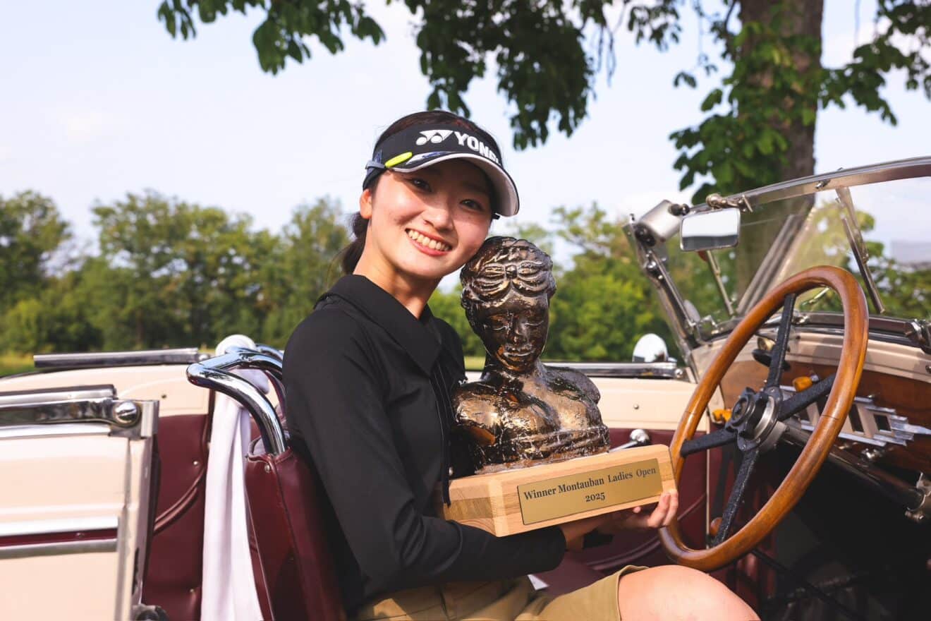 Reina Fujikawa et le trophée Olympe de Gouges