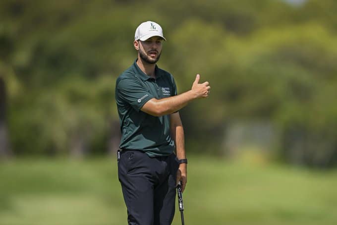 Rocco Repetto Taylor vainqueur sur l'Hotel Planner Tour