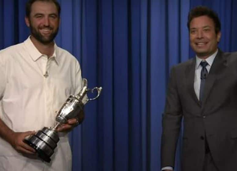 Scottie Scheffler passe dire bonsoir à Jimmy Fallon