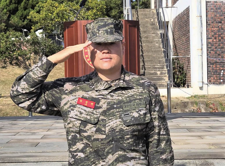 En plein entraînement militaire, Sungjae Im donne de ses nouvelles