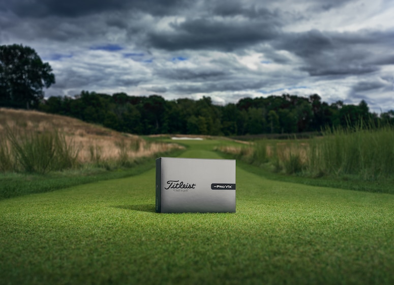 Titleist lance la nouvelle Pro V1x Left Dash, une référence validée sur le Tour