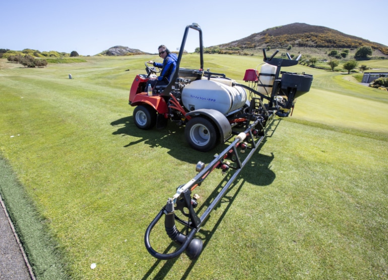 Tondeuse AFP Paul Faith