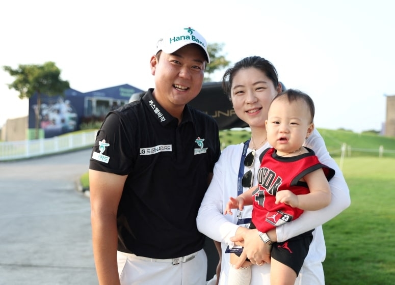 Julien Sale rate The Open de peu, Ham triomphe à Singapour