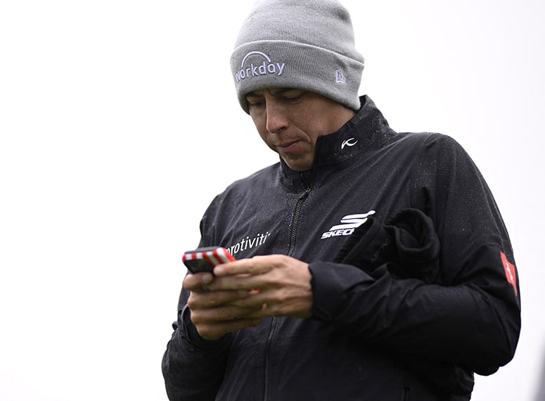 Le téléphone portable sur un parcours de golf ? A dose homéopathique s’il vous plait !