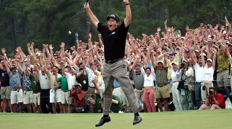 mickelson-jump masters ©getty/afp