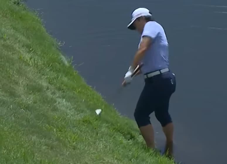 Vidéo : l'incroyable chip rentré pieds dans l'eau par Yani Tseng
