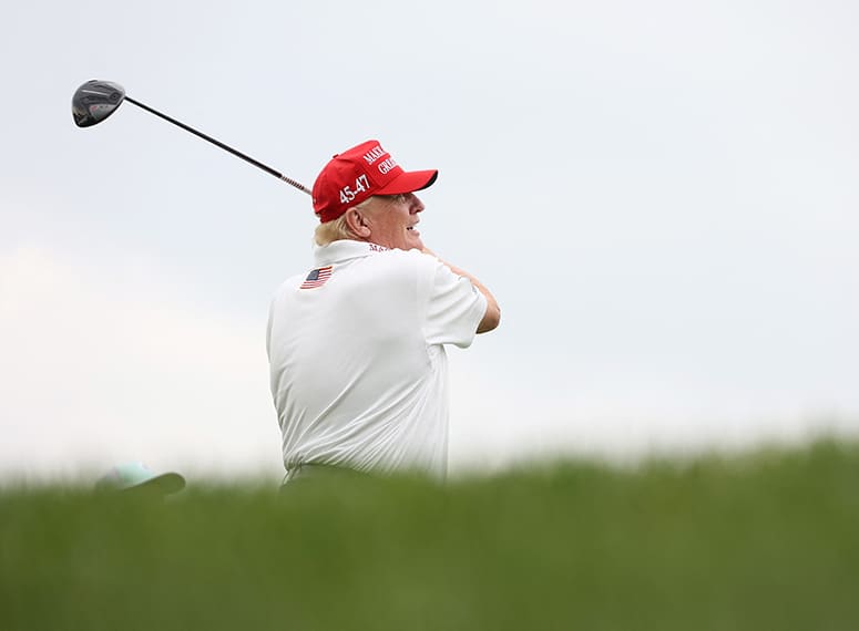 Donald Trump se vante d'avoir gagné un tournoi grâce à son talent ＂que les autres n'ont pas＂
