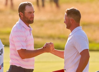 Wyndham Clark Scottie Scheffler Photo by Warren Little / GETTY IMAGES NORTH AMERICA / Getty Images via AFP