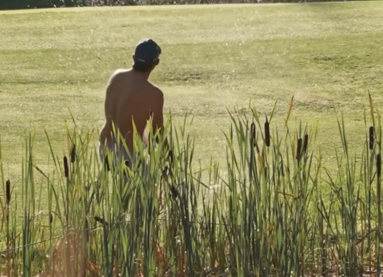 Vidéo : Pablo Larrazábal fait tomber la chemise (et le pantalon)