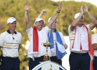 Luke Donald, Rory McIlroy, Robert MacIntyre and Sepp Straka Photo by Jared C. Tilton / GETTY IMAGES NORTH AMERICA / Getty Images via AFP